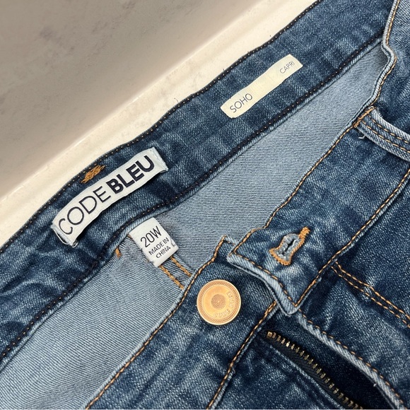 Lightly used - Picture 3 of 3